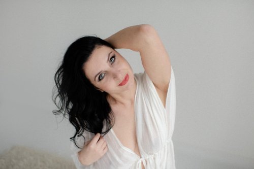 čt-ne 22.-25.1. Ela tantra 23h