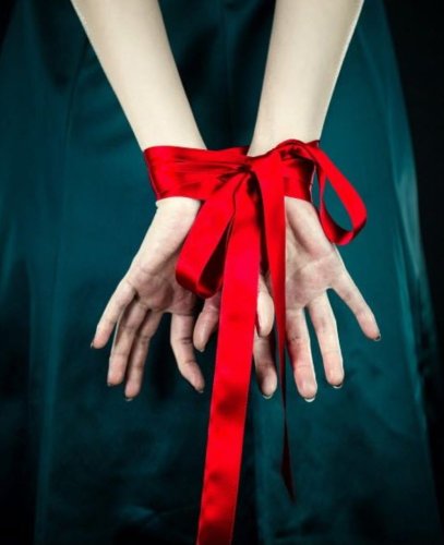 LENKA TANTRA 23:00 PÁ- NE